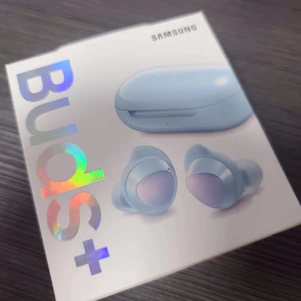 Samsung's new blue headphones - Picture 2 of 4